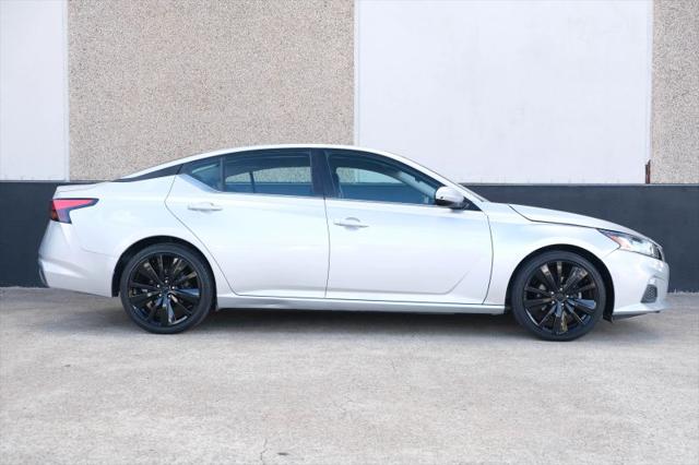 2020 Nissan Altima SR FWD