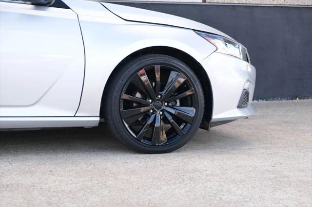 2020 Nissan Altima SR FWD