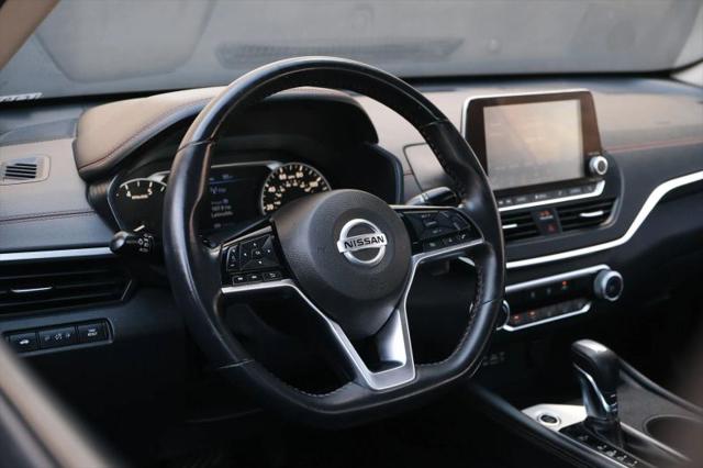 2020 Nissan Altima SR FWD