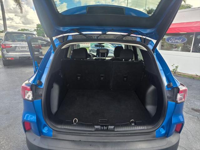 2021 Ford Escape SE