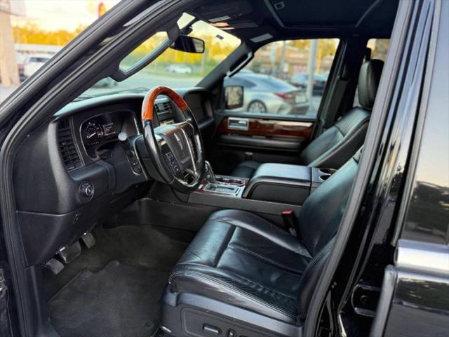 2016 Lincoln Navigator Select