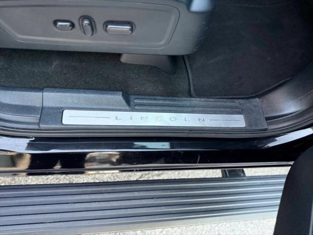 2016 Lincoln Navigator Select