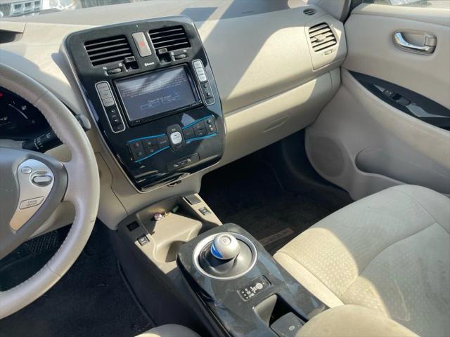 2012 Nissan LEAF SL