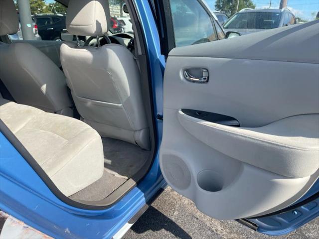 2012 Nissan LEAF SL