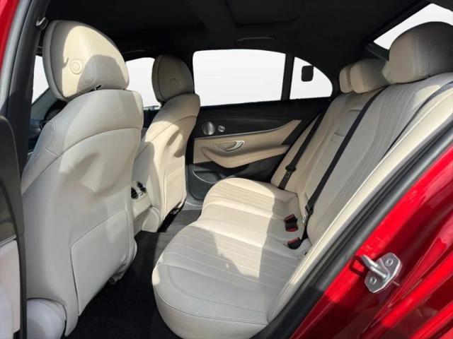 2017 Mercedes-Benz E-CLASS E 300 E 300