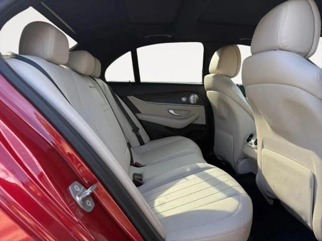 2017 Mercedes-Benz E-CLASS E 300 E 300