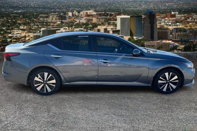 2022 Nissan Altima SV FWD