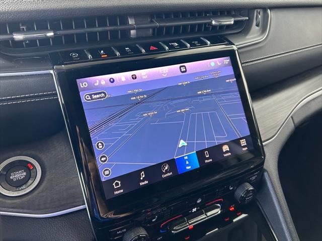 2023 Jeep Grand Cherokee L Limited 4x2