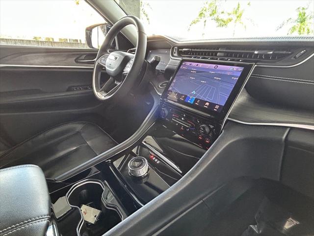 2023 Jeep Grand Cherokee L Limited 4x2
