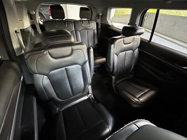 2023 Jeep Grand Cherokee L Limited 4x2