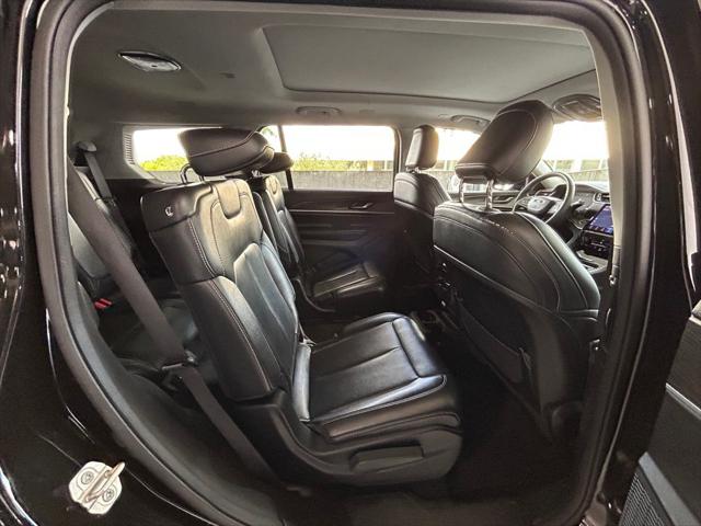 2023 Jeep Grand Cherokee L Limited 4x2