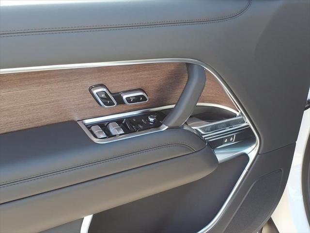 2025 Land Rover Range Rover P530 SE