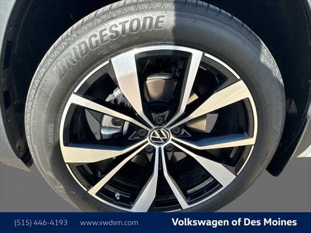 2026 Volkswagen Atlas Cross Sport 2.0T SEL Premium R-Line