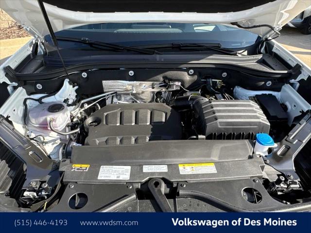 2026 Volkswagen Atlas Cross Sport 2.0T SEL Premium R-Line