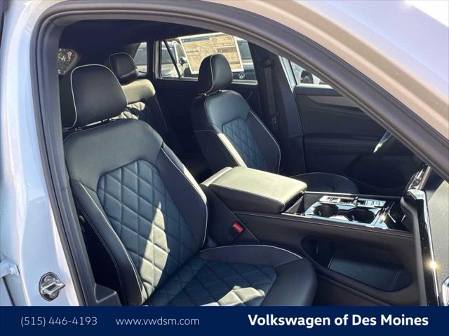 2026 Volkswagen Atlas Cross Sport 2.0T SEL Premium R-Line