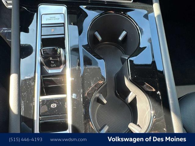 2026 Volkswagen Atlas Cross Sport 2.0T SEL Premium R-Line