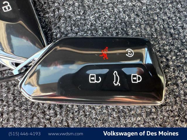 2026 Volkswagen Atlas Cross Sport 2.0T SEL Premium R-Line