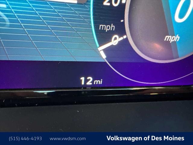 2026 Volkswagen Atlas Cross Sport 2.0T SEL Premium R-Line