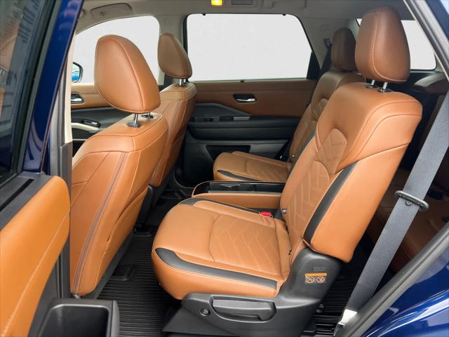 2023 Nissan Pathfinder Platinum 4WD