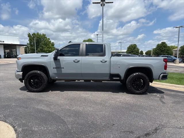 2024 Chevrolet Silverado 2500HD 4WD Crew Cab Standard Bed LT