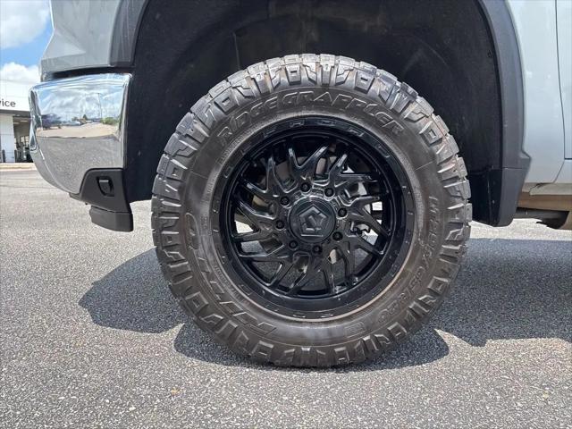 2024 Chevrolet Silverado 2500HD 4WD Crew Cab Standard Bed LT