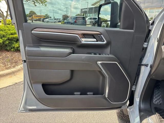 2024 Chevrolet Silverado 2500HD 4WD Crew Cab Standard Bed LT