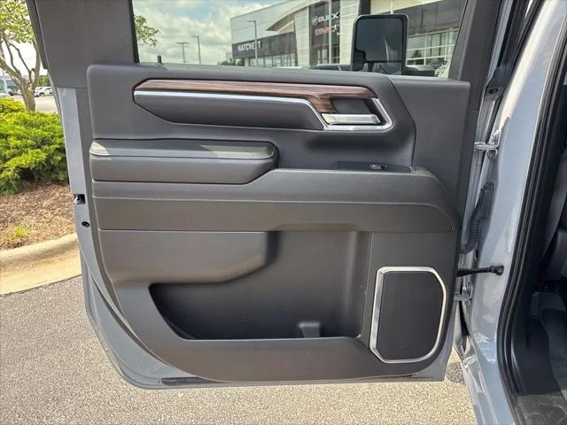 2024 Chevrolet Silverado 2500HD 4WD Crew Cab Standard Bed LT
