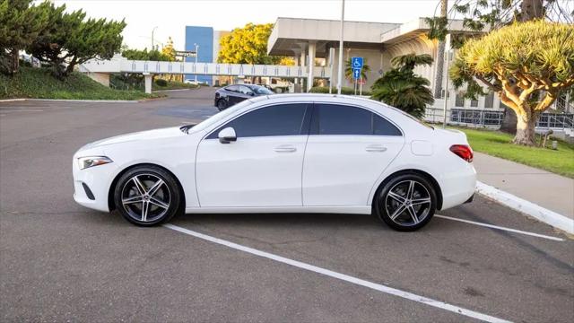 2021 Mercedes-Benz A 220 A 220