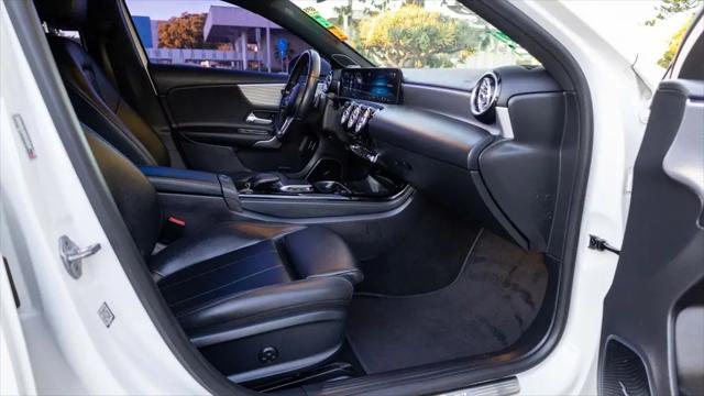 2021 Mercedes-Benz A 220 A 220