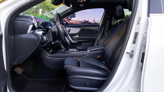 2021 Mercedes-Benz A 220 A 220