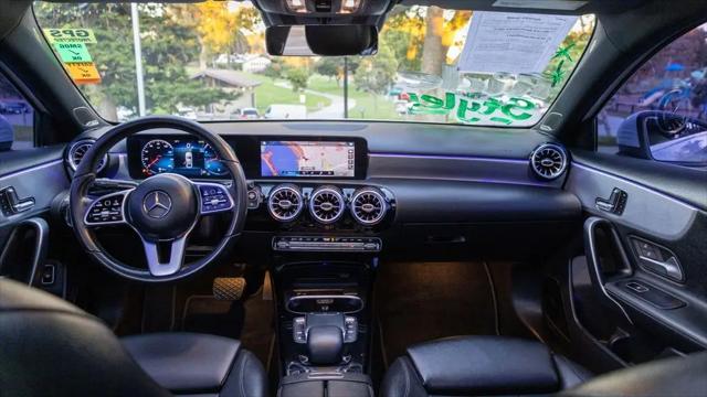 2021 Mercedes-Benz A 220 A 220