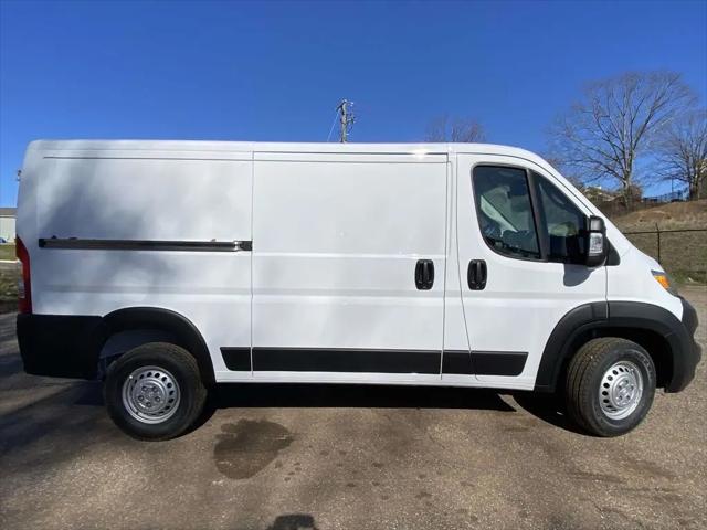 2026 Ram ProMaster Cargo Van Tradesman High Roof 136" WB w/Pass Seat