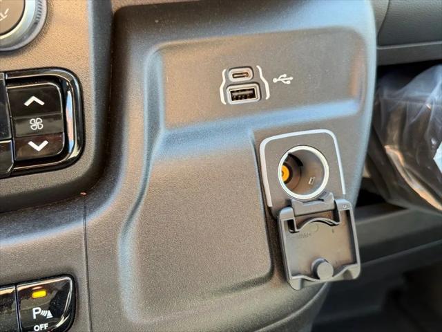 2026 Ram ProMaster Cargo Van Tradesman Low Roof 136" WB w/Pass Seat