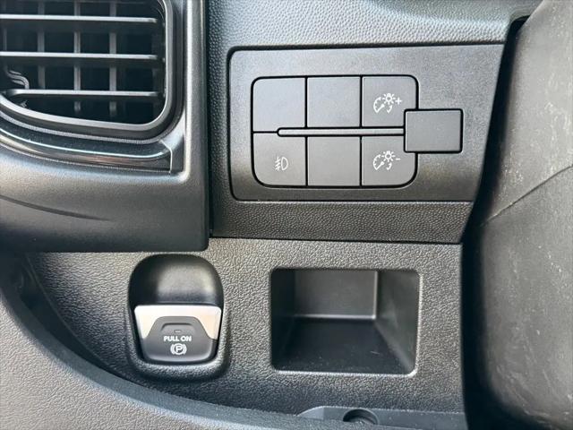 2026 Ram ProMaster Cargo Van Tradesman Low Roof 136 WB w/Pass Seat