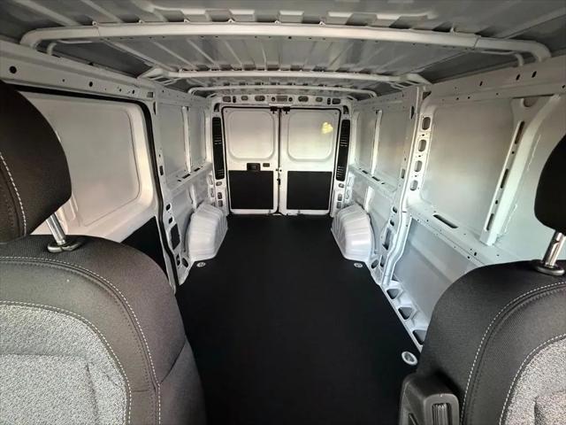 2026 Ram ProMaster Cargo Van Tradesman Low Roof 136 WB w/Pass Seat