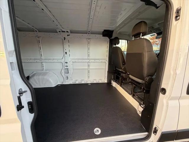 2026 Ram ProMaster Cargo Van Tradesman Low Roof 136 WB w/Pass Seat