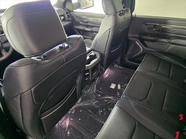 2026 Ram 1500 Limited Crew Cab 4x4 5'7" Box