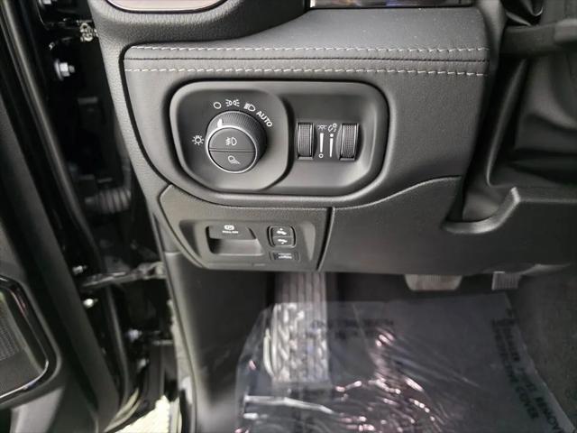 2026 Ram 1500 Limited Crew Cab 4x4 5'7" Box
