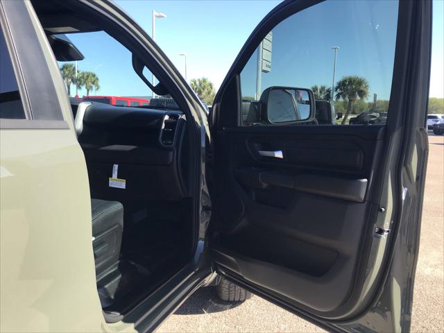 2026 Ram 1500 Tradesman Crew Cab 4x4 5'7" Box