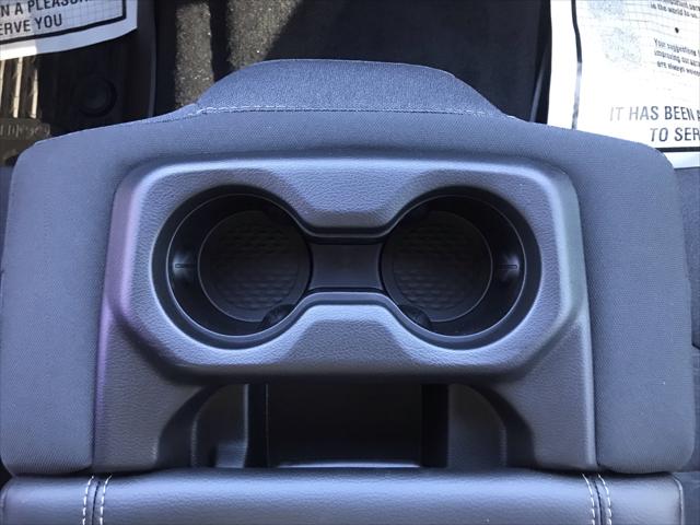 2026 Ram 1500 Tradesman Crew Cab 4x4 5'7" Box