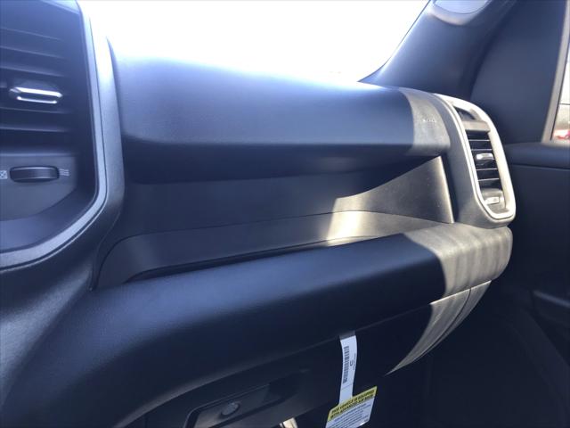 2026 Ram 1500 Tradesman Crew Cab 4x4 5'7" Box