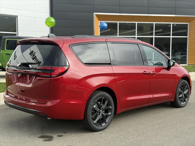 2026 Chrysler Pacifica PACIFICA SELECT AWD 2026 Chrysler Pacifica PACIFICA SELECT AWD