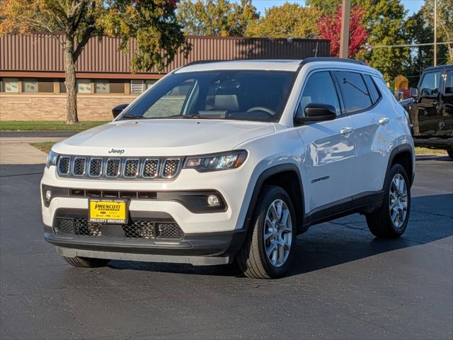 2023 Jeep Compass Latitude Lux FWD 2023 Jeep Compass Latitude Lux FWD