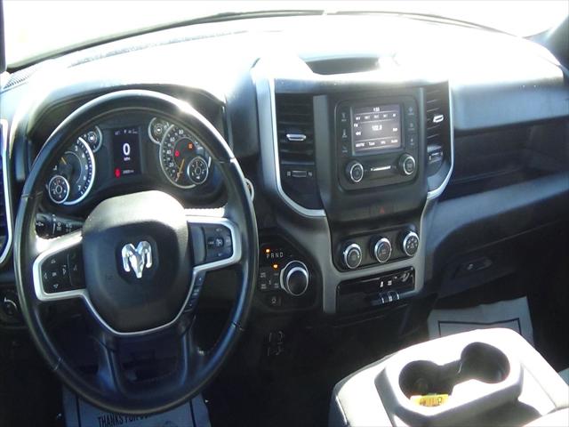 2022 Ram 1500 Big Horn Crew Cab 4x4 5'7" Box