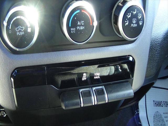 2022 Ram 1500 Big Horn Crew Cab 4x4 5'7" Box