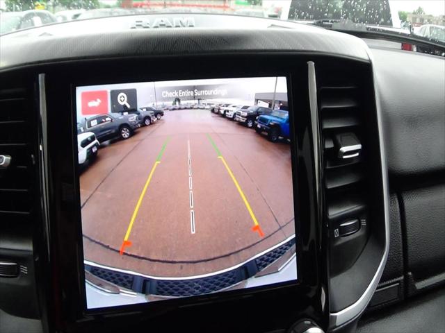 2025 Ram 1500 Big Horn Crew Cab 4x4 5'7" Box