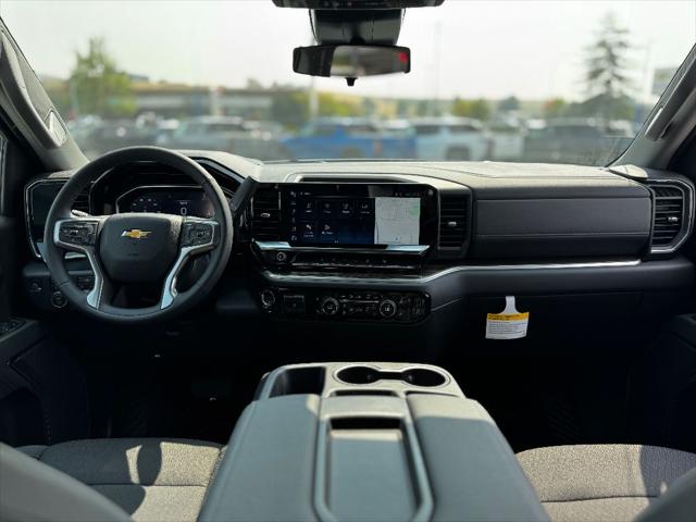2025 Chevrolet Silverado 1500 4WD Crew Cab Standard Bed LT