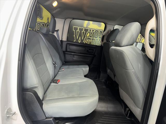2018 Ram 2500 Tradesman Crew Cab 4x4 8' Box