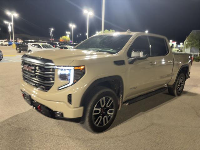 2023 GMC Sierra 1500 4WD Crew Cab Short Box AT4