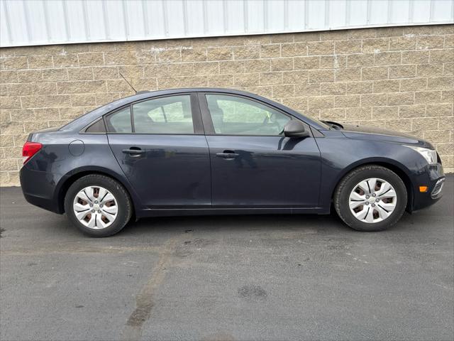 Used 2016 Chevrolet Cruze Limited For Sale in Wilmington, OH